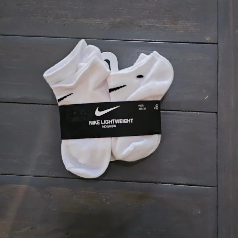 Nike Boys White Basic No Show Socks 6 Pack Sz 10-3 Y
